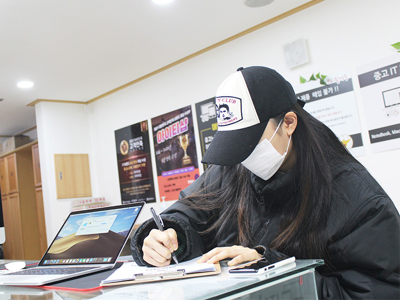 썸네일 이미지