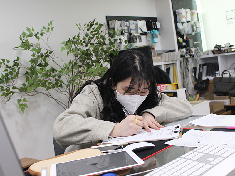 썸네일 이미지