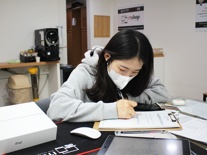 썸네일 이미지