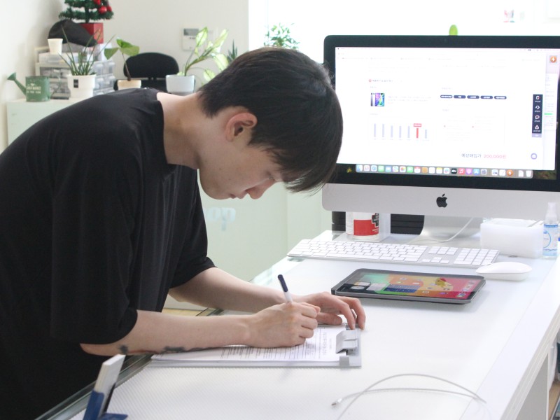 썸네일 이미지
