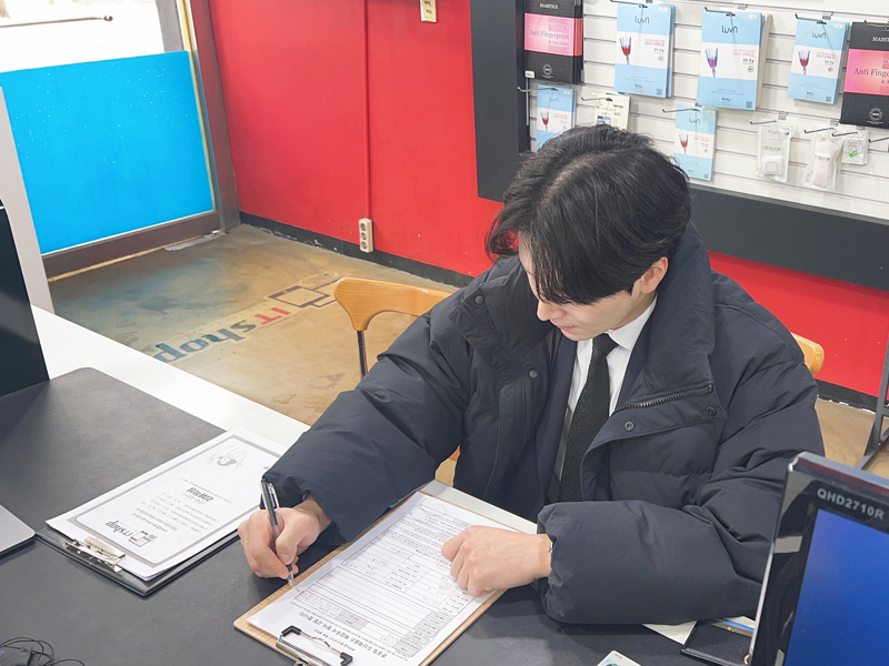 썸네일 이미지