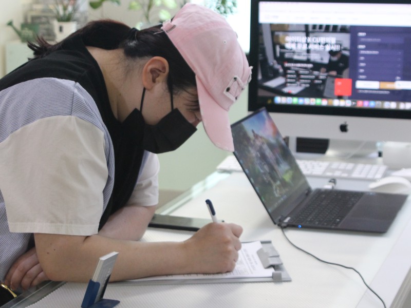 썸네일 이미지