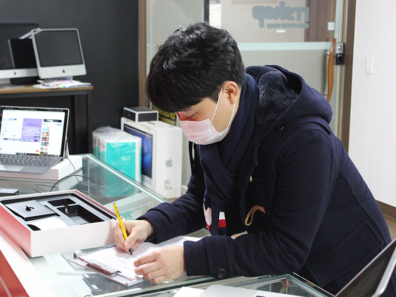 썸네일 이미지