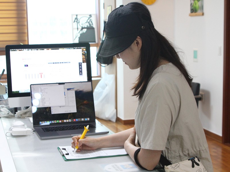 썸네일 이미지