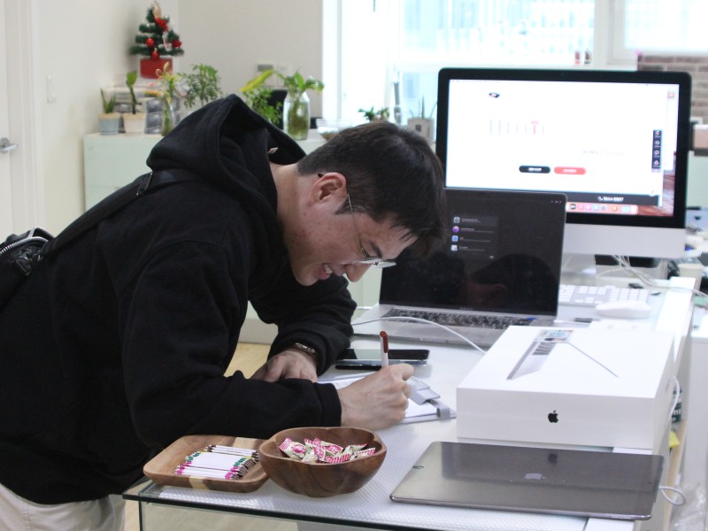 썸네일 이미지