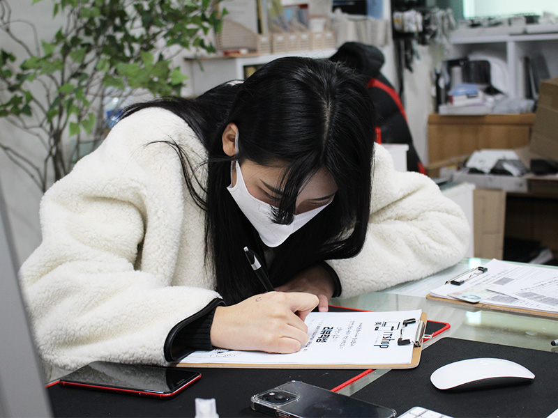 썸네일 이미지